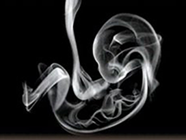 Utilizarea țigarilor electronice și a plasturilor de nicotină în timpul sarcinii și în alaptare.